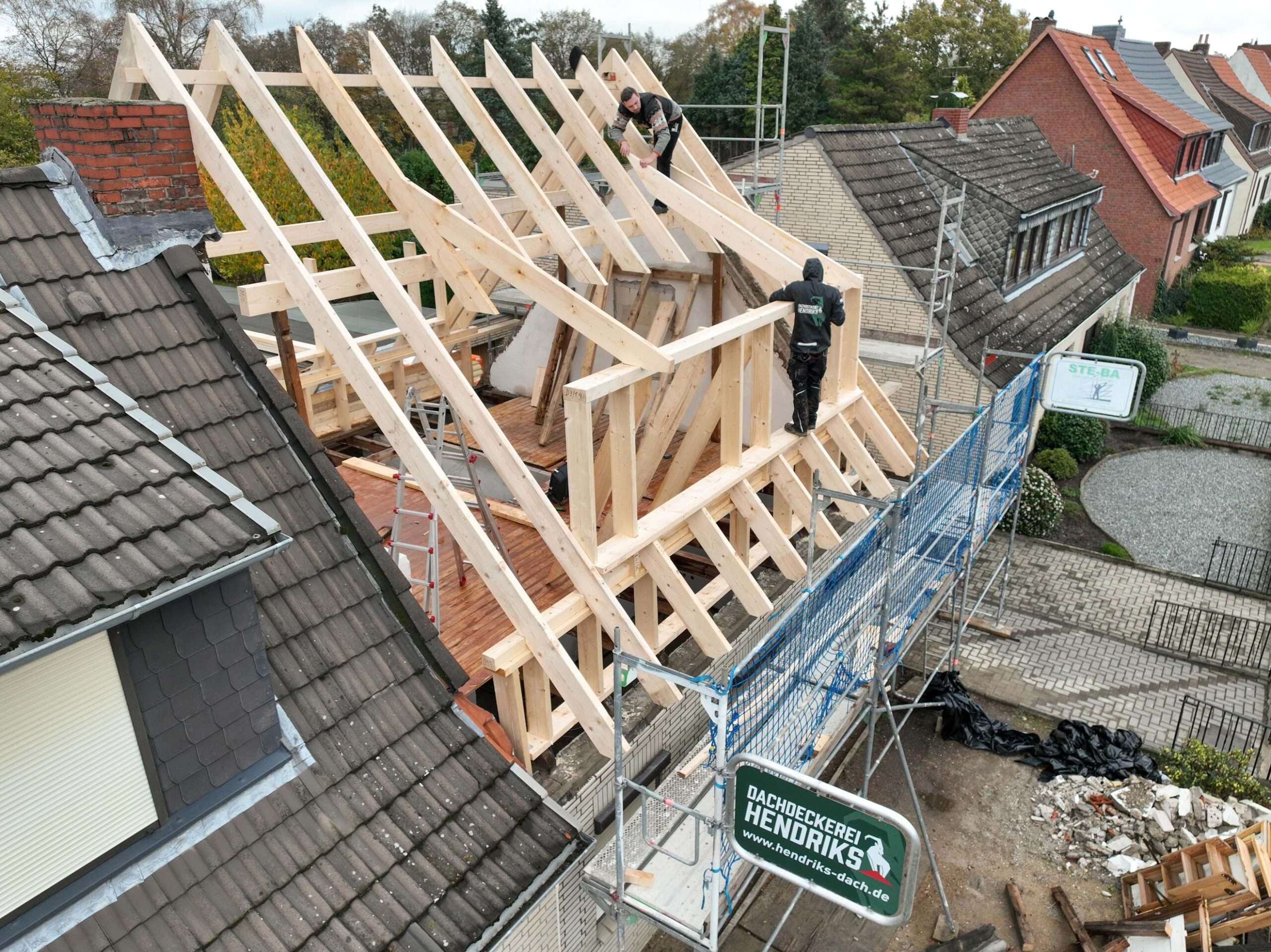 Startseite Bock auf Dach